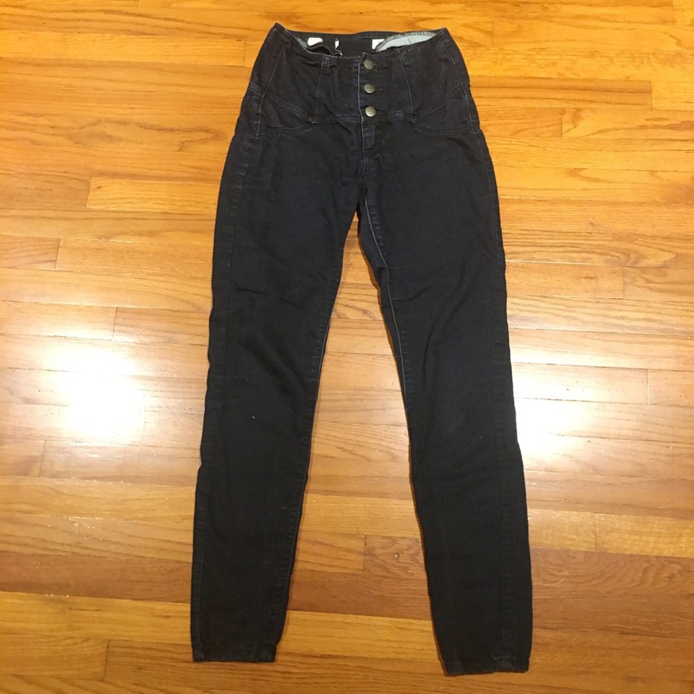 BDG high waisted jeans